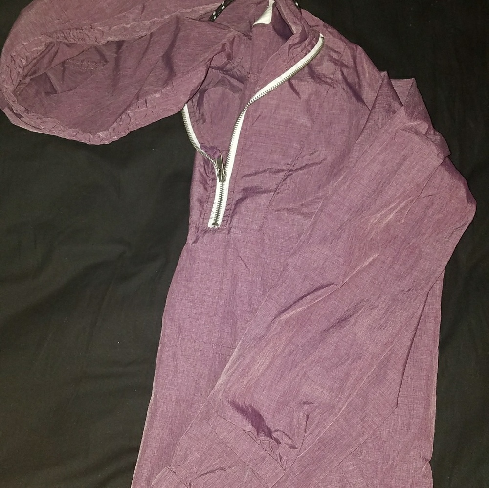 Zine rain coat